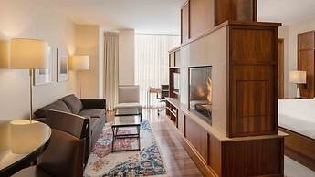 Portland Harbor Hotel