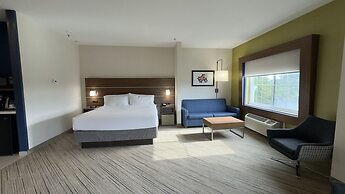 Holiday Inn Express Hotel & Suites Marina - State Beach Area, an IHG H