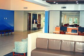 Holiday Inn Express Hotel & Suites Marina - State Beach Area by IHG