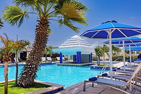 TRYP by Wyndham Aruba Adults Only Hotel