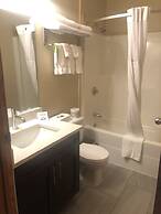 Days Inn by Wyndham Hinton