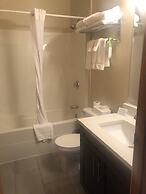 Days Inn by Wyndham Hinton