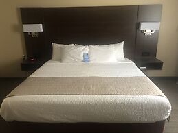 Days Inn by Wyndham Hinton