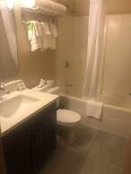 Days Inn by Wyndham Hinton