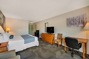 SureStay Plus Hotel by Best Western Berkeley Springs