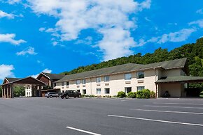 SureStay Plus Hotel by Best Western Berkeley Springs