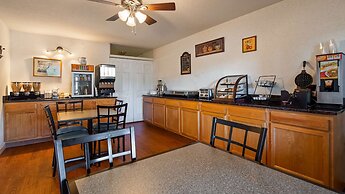 SureStay Plus Hotel by Best Western Berkeley Springs