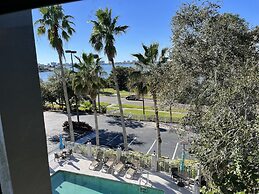 Comfort Suites Clearwater - Dunedin