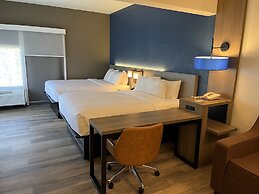 Comfort Suites Clearwater - Dunedin