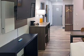 Comfort Suites Clearwater - Dunedin