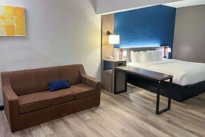 Comfort Suites Clearwater - Dunedin