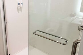 Comfort Suites Clearwater - Dunedin