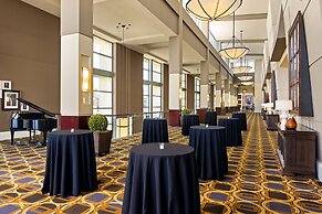 Sheraton Overland Park Hotel at the Convention Center