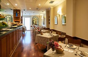 Barrio de Salamanca Suites