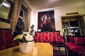 Mayfair Hotel Tunneln