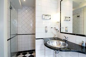 Mayfair Hotel Tunneln