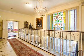 Mayfair Hotel Tunneln