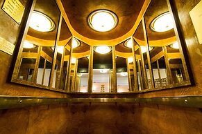 Mayfair Hotel Tunneln