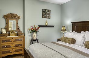 Victorian House Bed & Breakfast