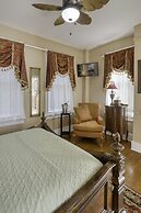 Victorian House Bed & Breakfast