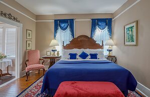 Victorian House Bed & Breakfast
