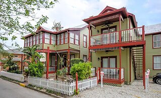 Victorian House Bed & Breakfast