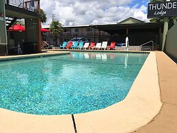 Thunderbird Lodge