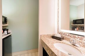 Quality Inn Near the Island Pigeon Forge