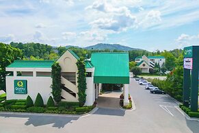 Quality Inn Near the Island Pigeon Forge