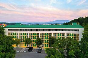 Quality Inn Near the Island Pigeon Forge