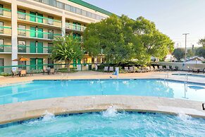 Quality Inn Near the Island Pigeon Forge