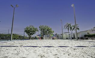 Skipjack Resort & Marina