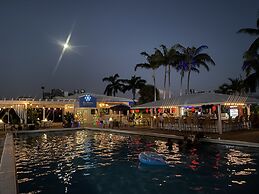 Skipjack Resort & Marina
