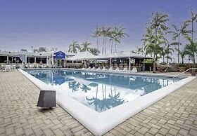 Skipjack Resort & Marina