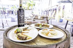 Skipjack Resort & Marina