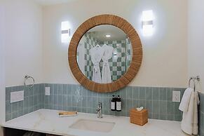 Skipjack Resort & Marina