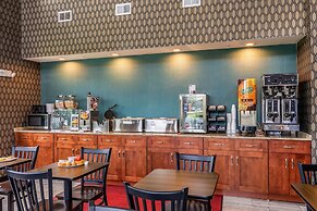 Rodeway Inn And Suites