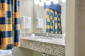 Rodeway Inn And Suites