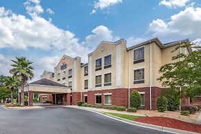 Comfort Inn & Suites Statesboro - University Area