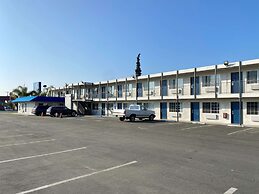 Motel 6 Delano, CA