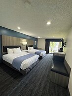 Oyster Bay Inn & Suites