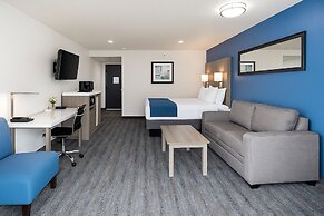 Oyster Bay Inn & Suites