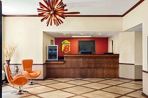 Super 8 by Wyndham Clinton