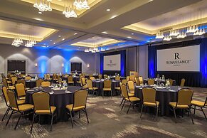 Renaissance Chicago O'Hare Suites Hotel