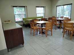 Country Inn & Suites by Radisson, Buford at Mall of Georgia, GA