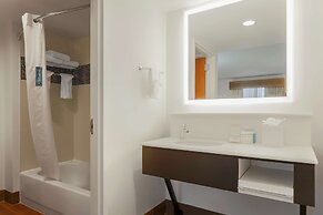 Hampton Inn & Suites Austin - Downtown / Convention Center