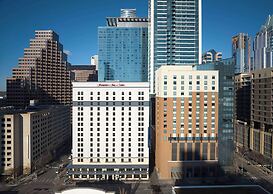 Hampton Inn & Suites Austin Downtown