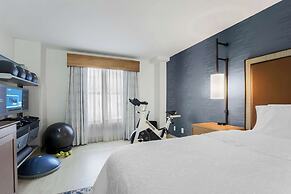 Hampton Inn & Suites Austin - Downtown / Convention Center