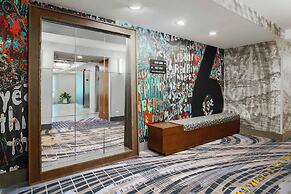 Hampton Inn & Suites Austin - Downtown / Convention Center