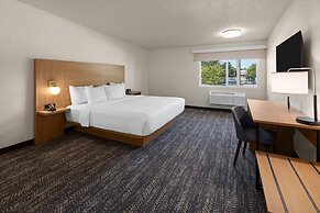 Ramada by Wyndham Merced